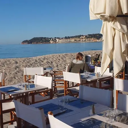 Apartamento Entier Au Dessus De Villa, Climatisation Reversible Poele A Bois Tres Chaleureux , Wi Fi Parking Privee Gratuit Situation 500 M, Et Centre